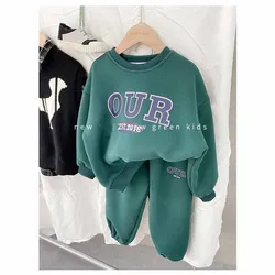 Conjunto de suéter cuello redondo con estampado para niños, invierno