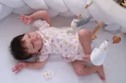NPK Muñeca reborn Laura sin terminar ni pintar con cuerpo de tela