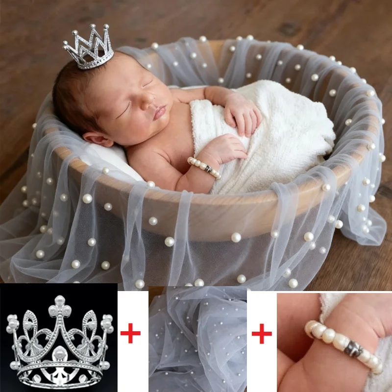 Fondo fotográfico de tul con cuentas de perlas y corona recién nacido - imagen 4