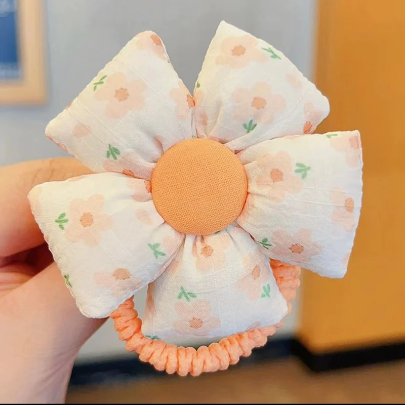 Accesorios con diseño floral infantil