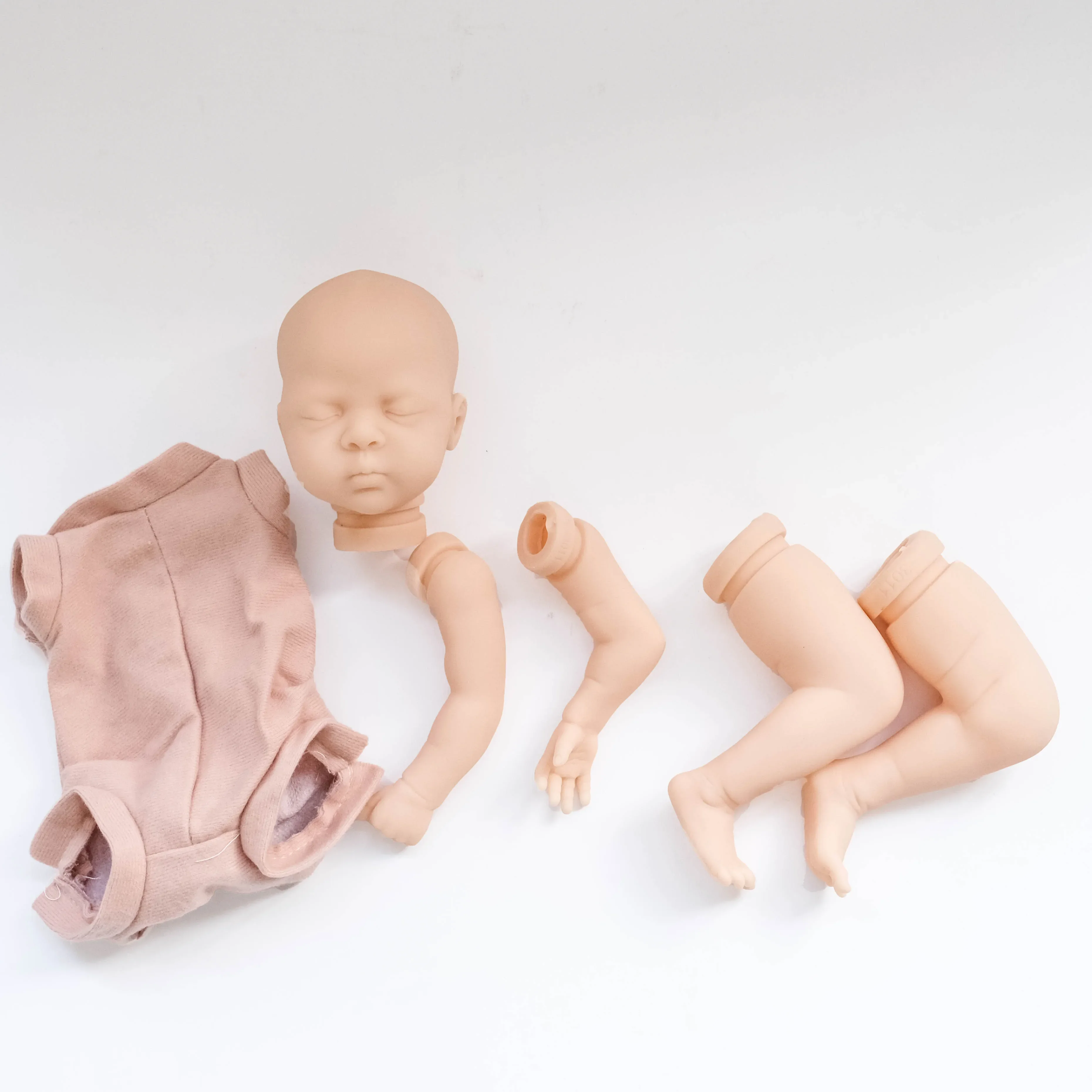 NPK Luna muñeca reborn a mano: kit sin terminar - imagen 3