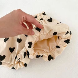 Conjunto bebé niña algodón con tirantes y corazón albaricoque