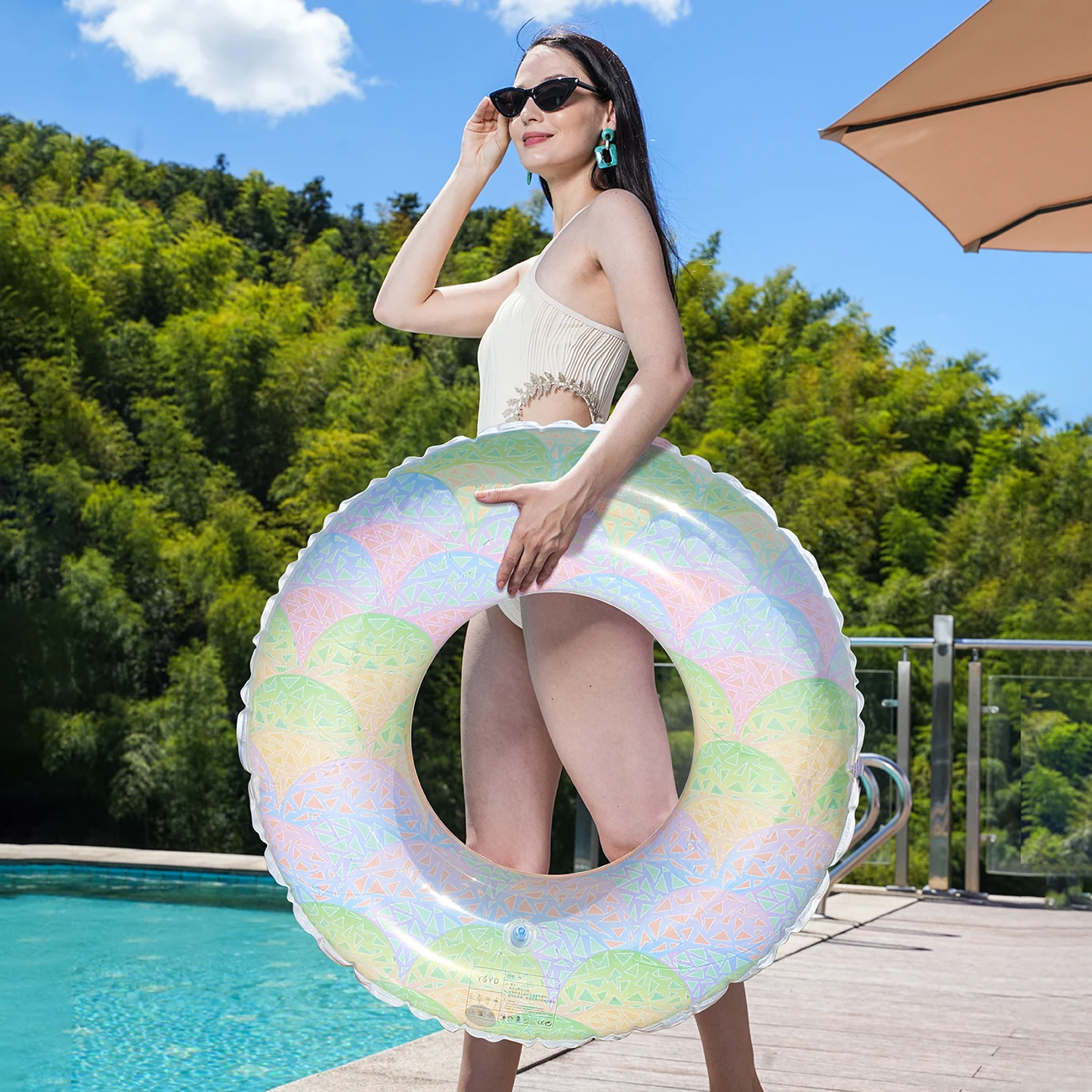 Flotador inflable para piscina con anillo de natación colorido - imagen 5