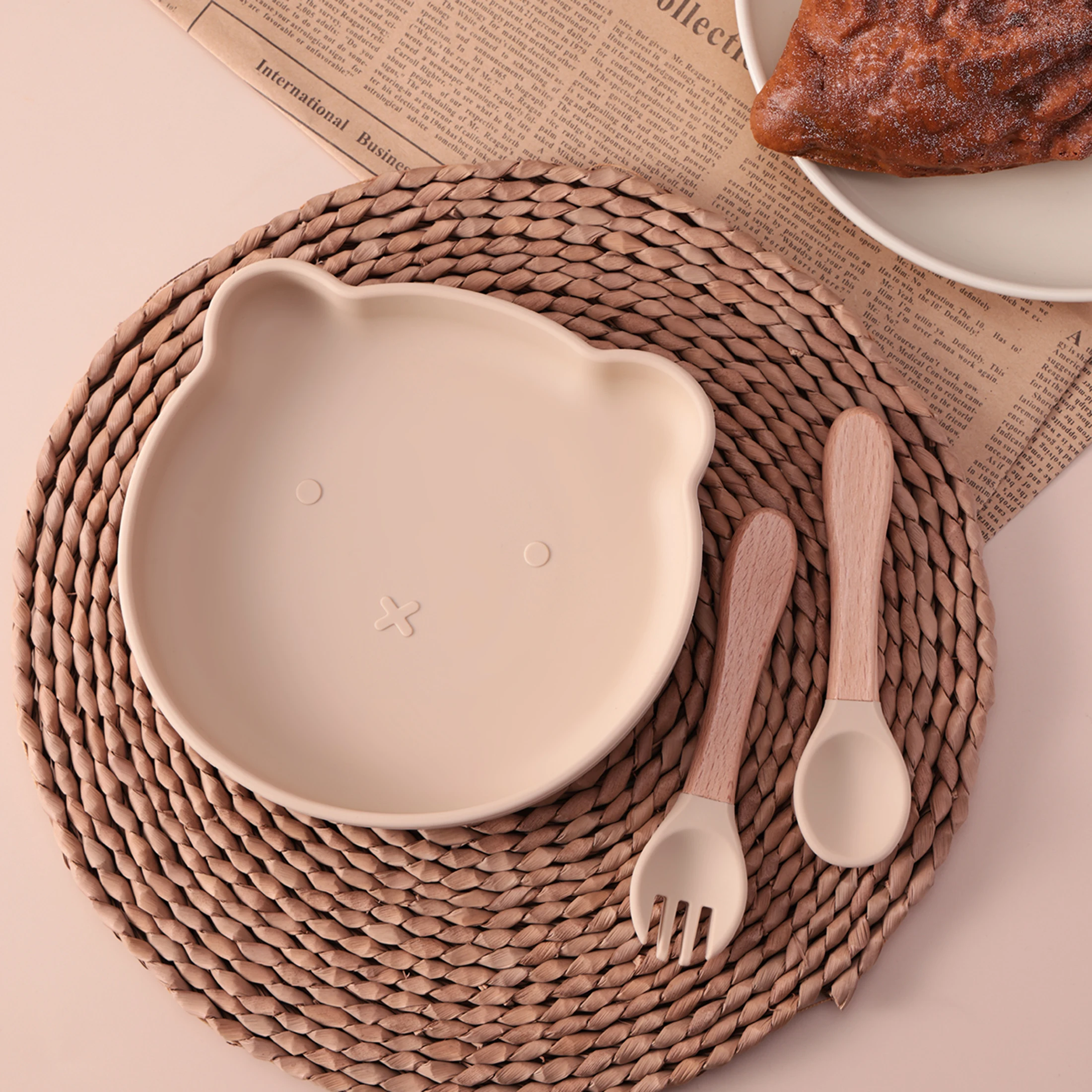 Platos de succión de silicona sin BPA para autoalimentación infantil - imagen 4