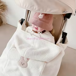 Poncho cortavientos portabebés – Cómodo y protegido
