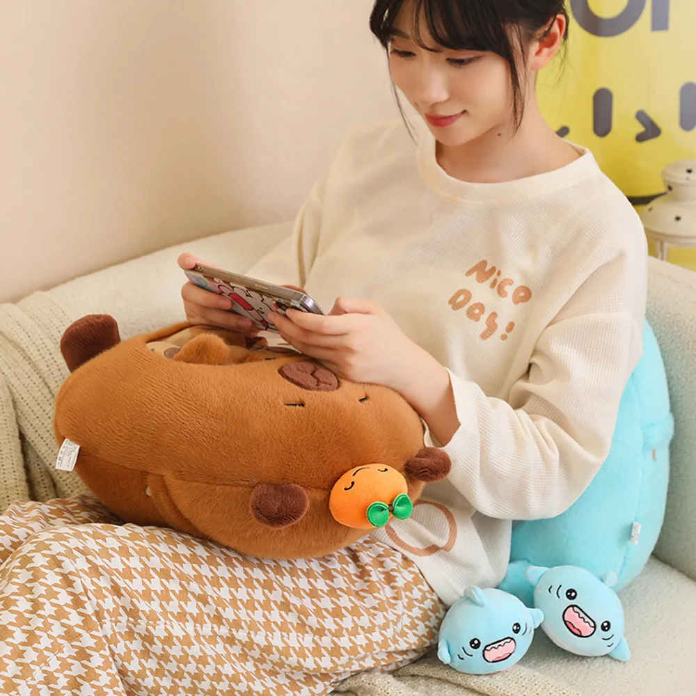 Peluche almohada tiburón capybara de dibujos animados súper suave - imagen 3