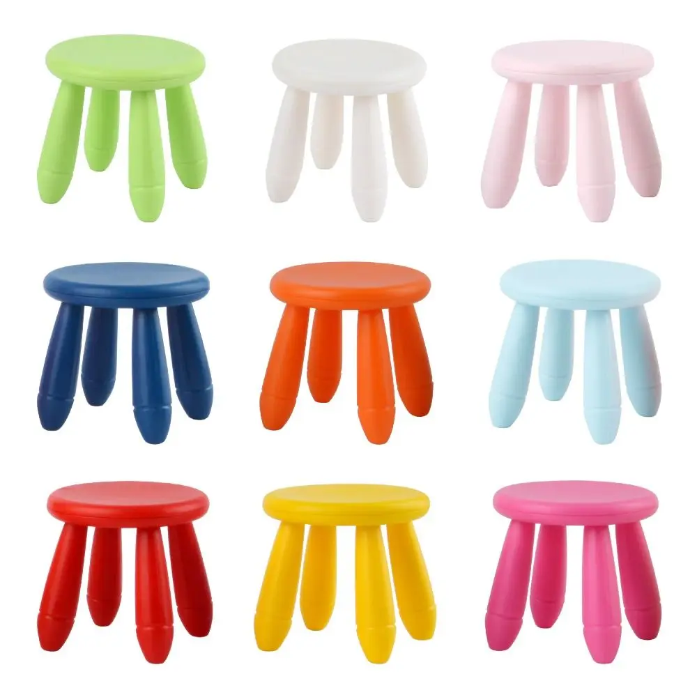 Silla mini de plástico para casa de muñecas – Mueble infantil