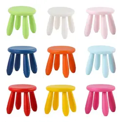 Silla mini de plástico para casa de muñecas – Mueble infantil