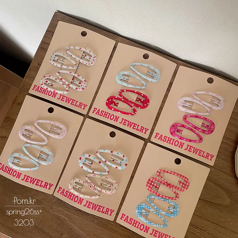 Pinzas coloridas para peinados infantiles