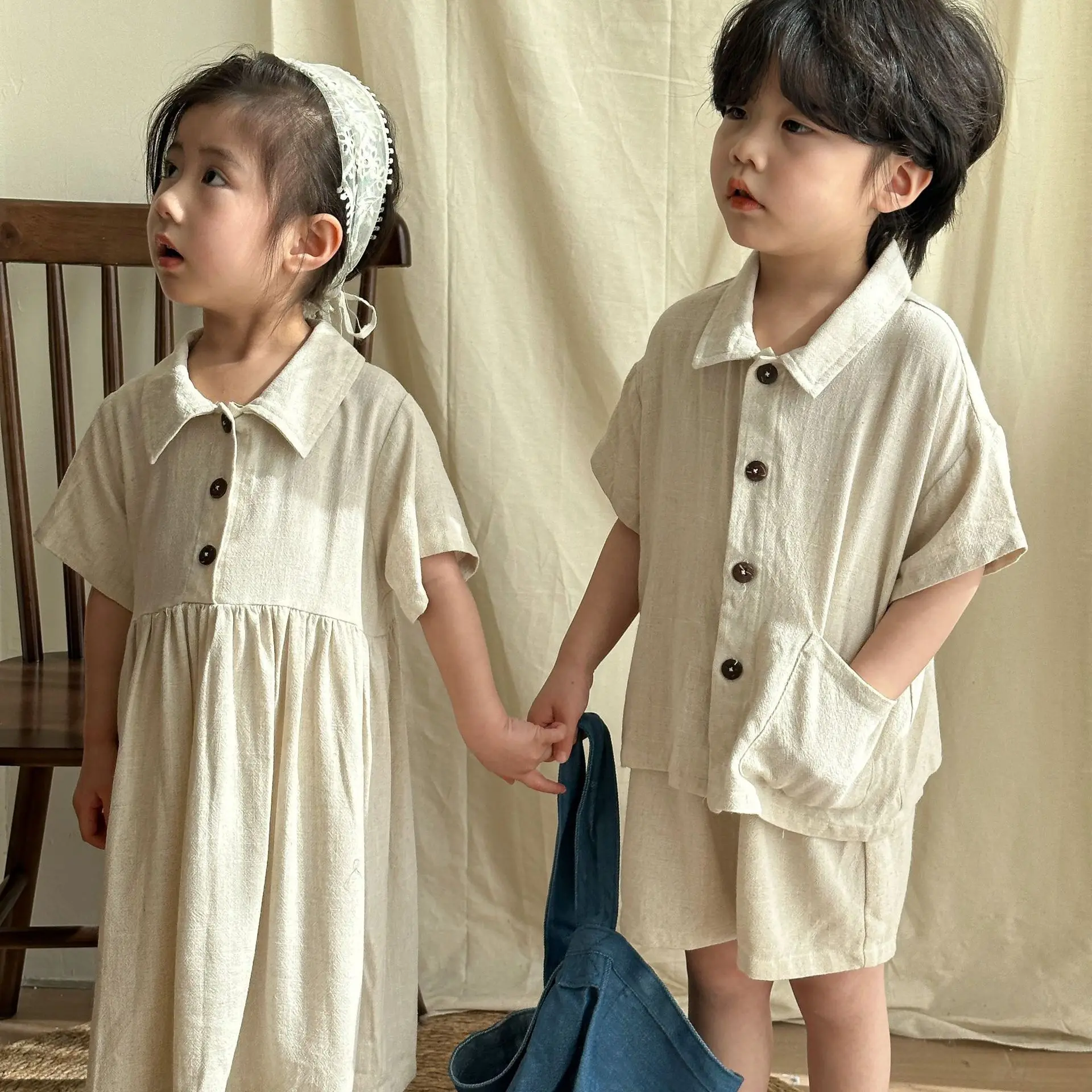 Conjunto de verano para hermano y hermana de lino liso corto