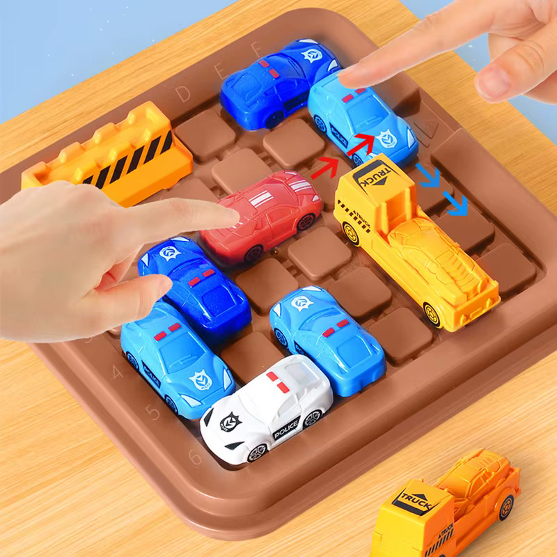 Coche de madera Montessori con diseño colorido