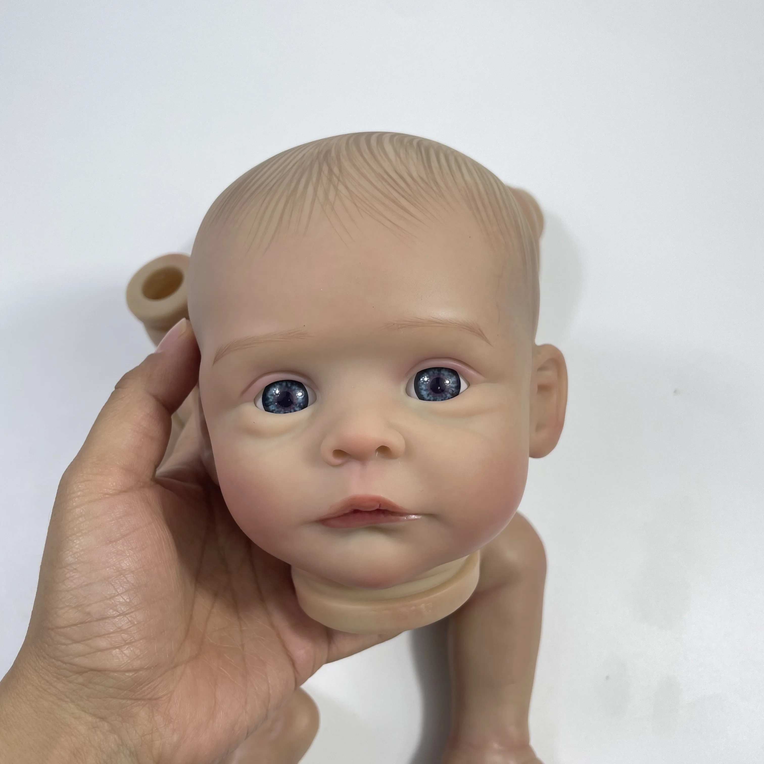 Muñeca reborn MRB Joleen pintada de vinilo, lista para manualidades - imagen 3