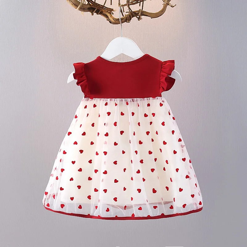Detalle de la tela y costura del vestido