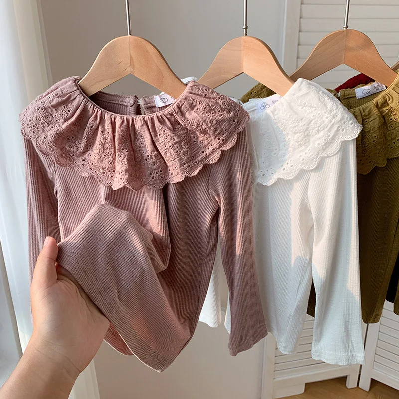 Camiseta manga larga de bebé con cuello de loto – Encaje acanalado