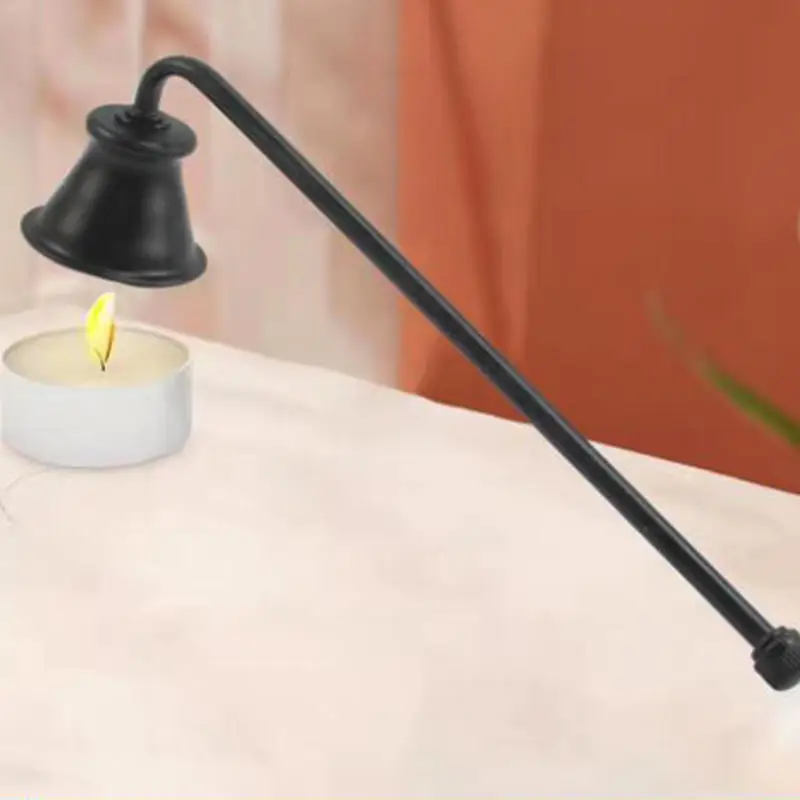 Apagavelas de hierro con acabado y uso en velas