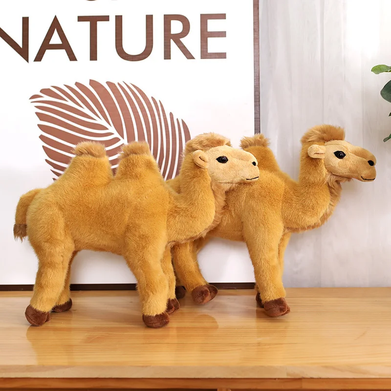 Detalle del camello de peluche, textura de felpa