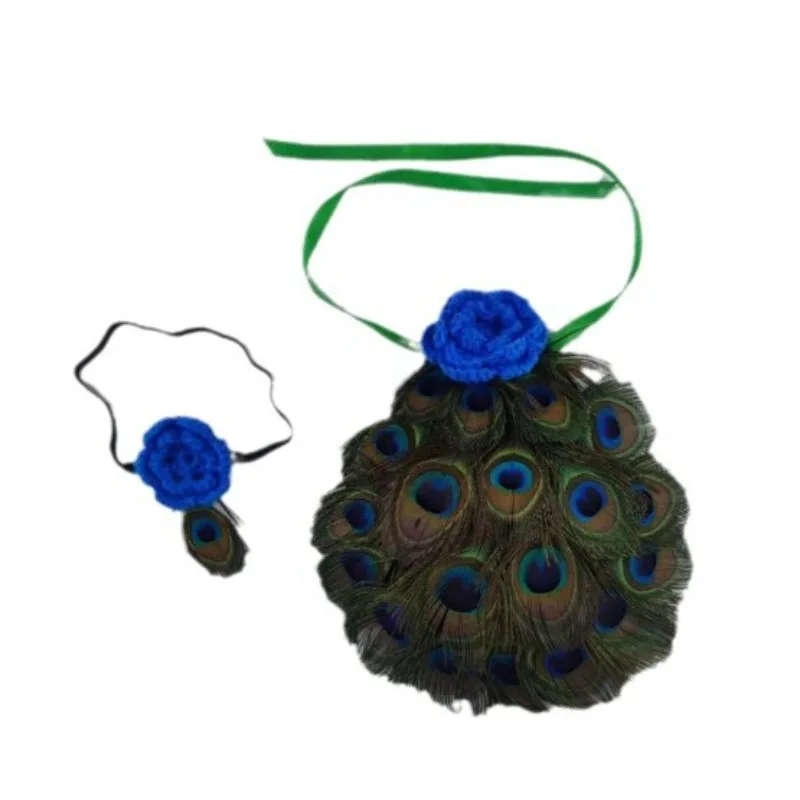Detalle de la diadema de flores de ganchillo