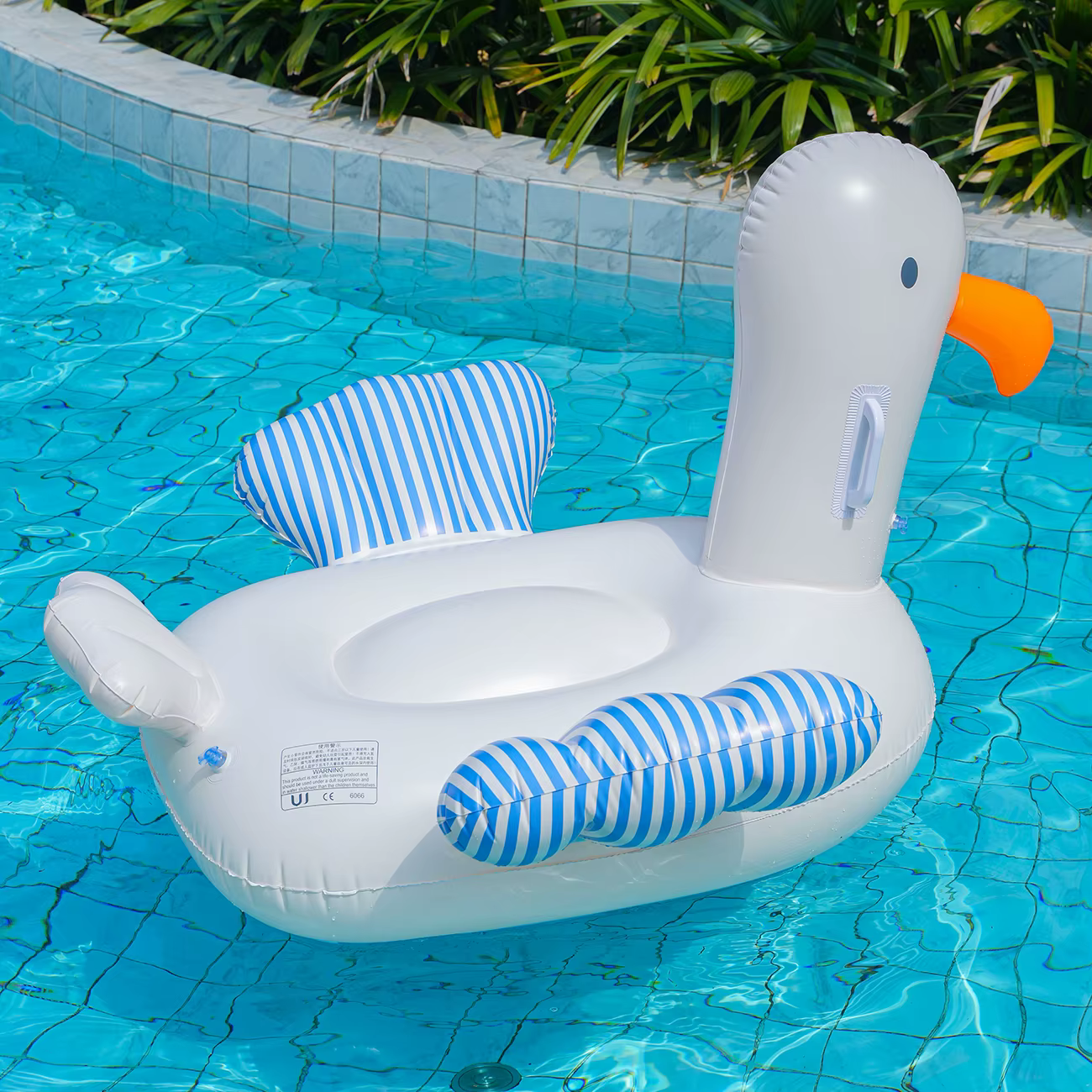 Esterilla flotante inflable en forma de gaviota para verano - imagen 2