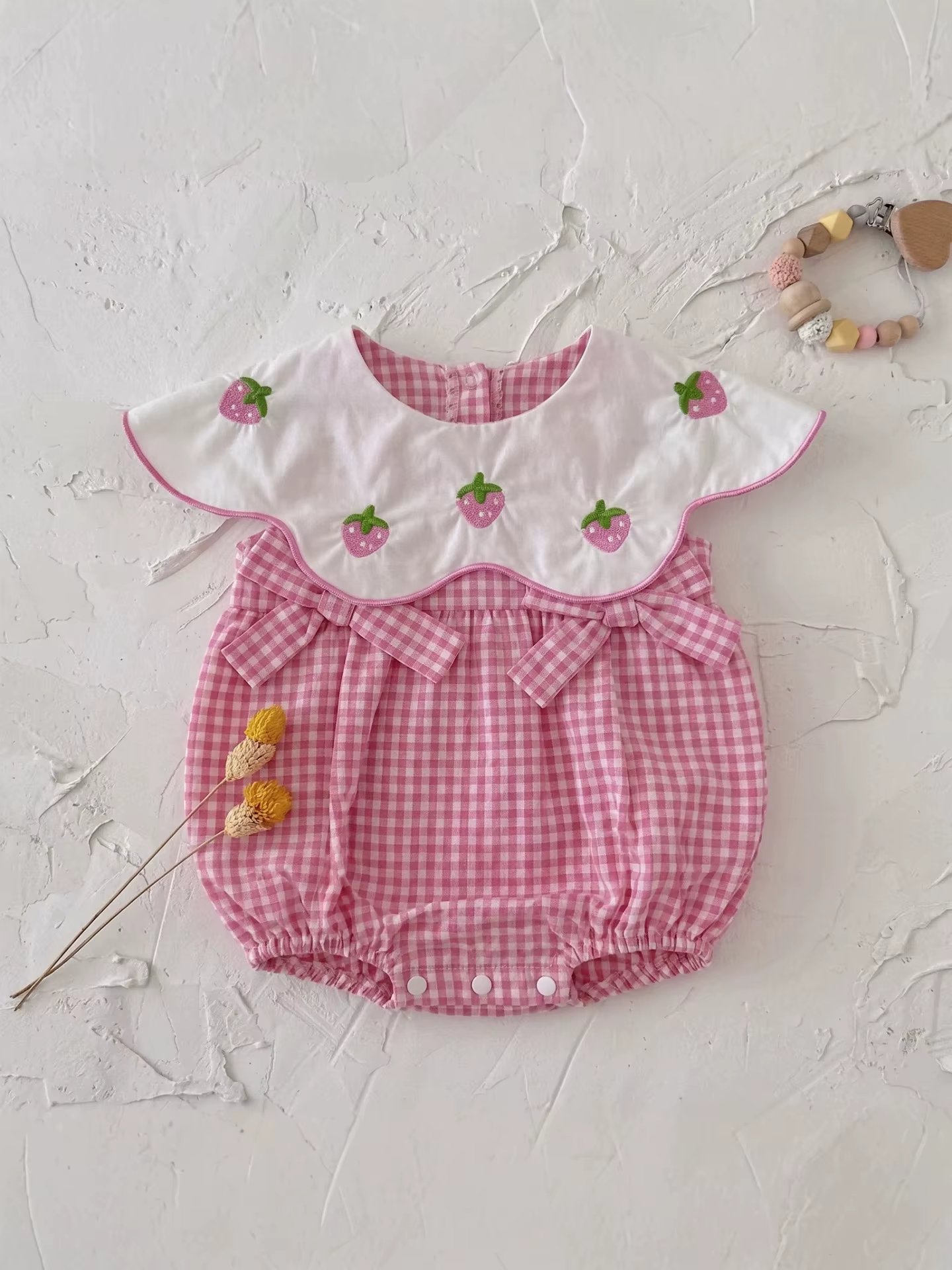 Body verano ligero transpirable para bebé niña cuadros bordado fresa - imagen 5