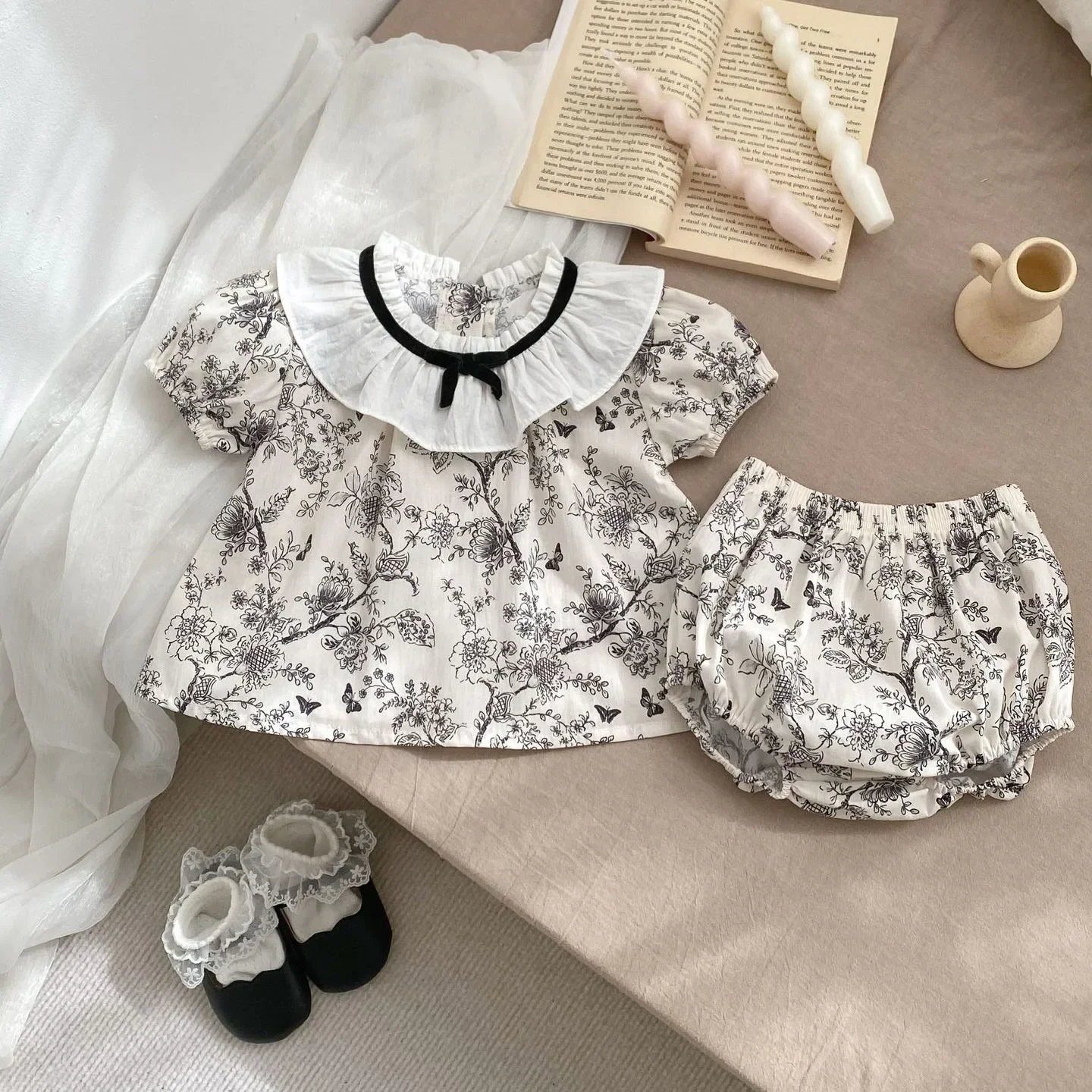 MILANCEL Conjunto bebé niña top encaje floral y bombachos - imagen 2
