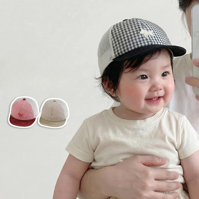 Gorra béisbol infantil protección solar a cuadros con bordado pony
