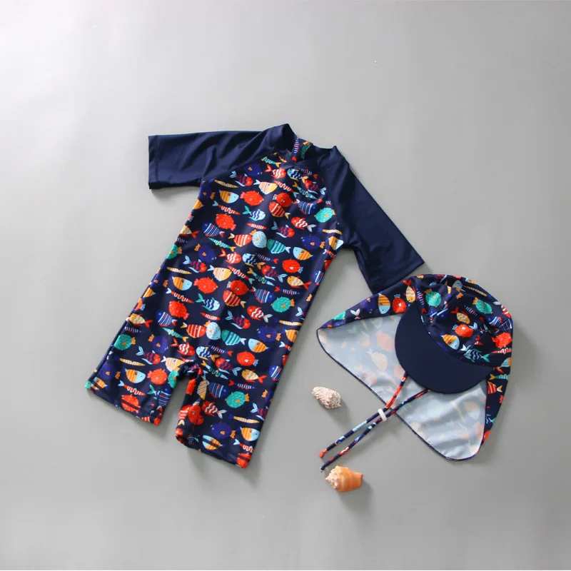 Bañador de bebé con estampado de peces para la playa