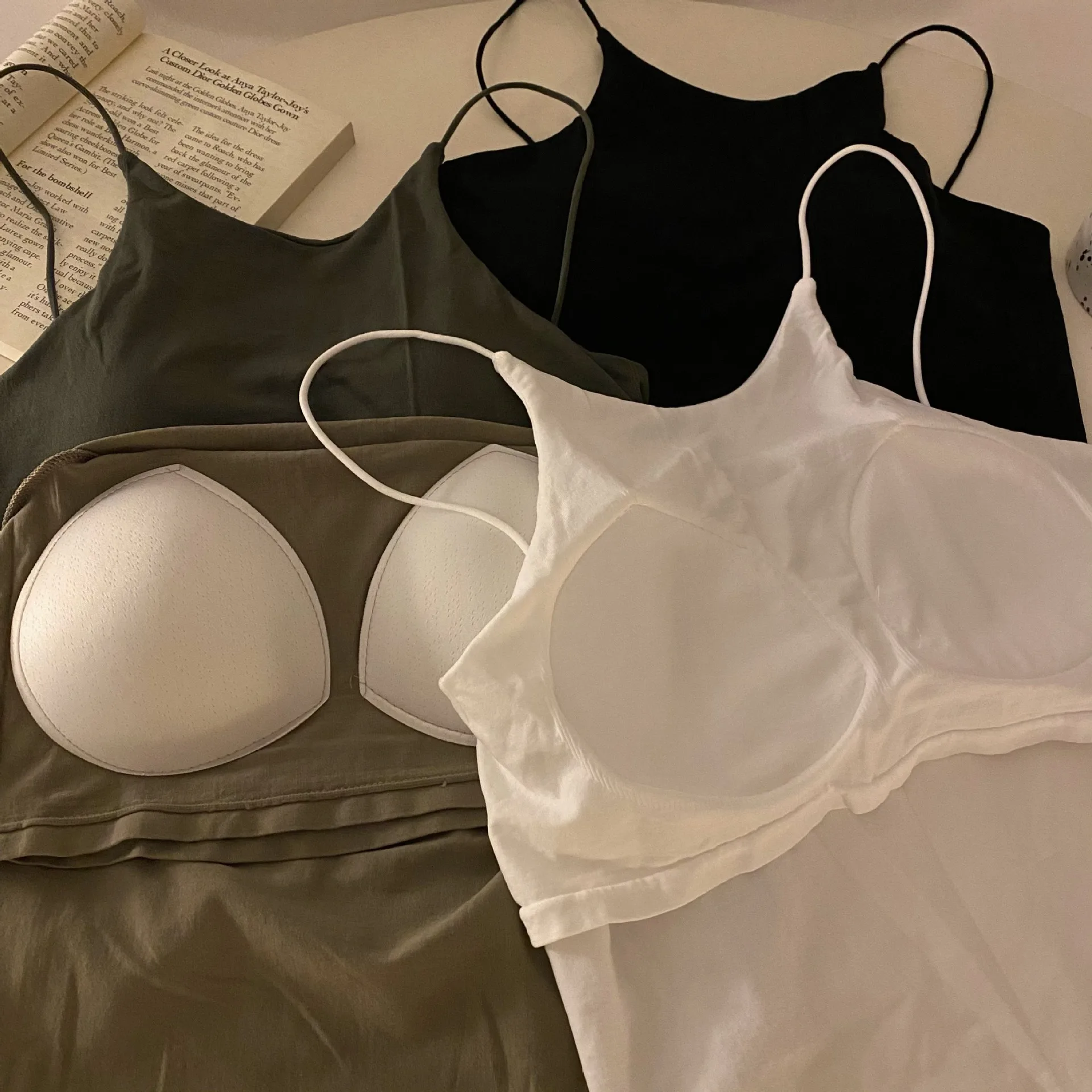 Top corto sin mangas estilo francés con cinturón blanco de mujer - imagen 5