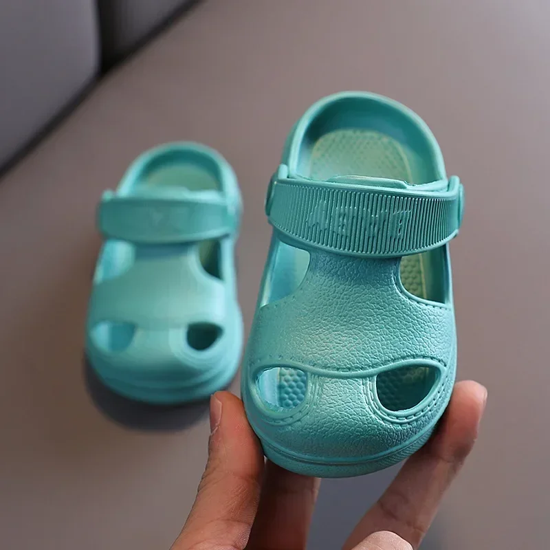 Sandalias de verano para niño – Antideslizantes con suela suave y flexible - imagen 5