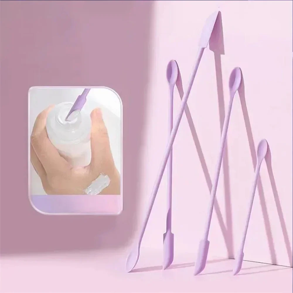 Detalle de las herramientas para cosméticos y mascarillas