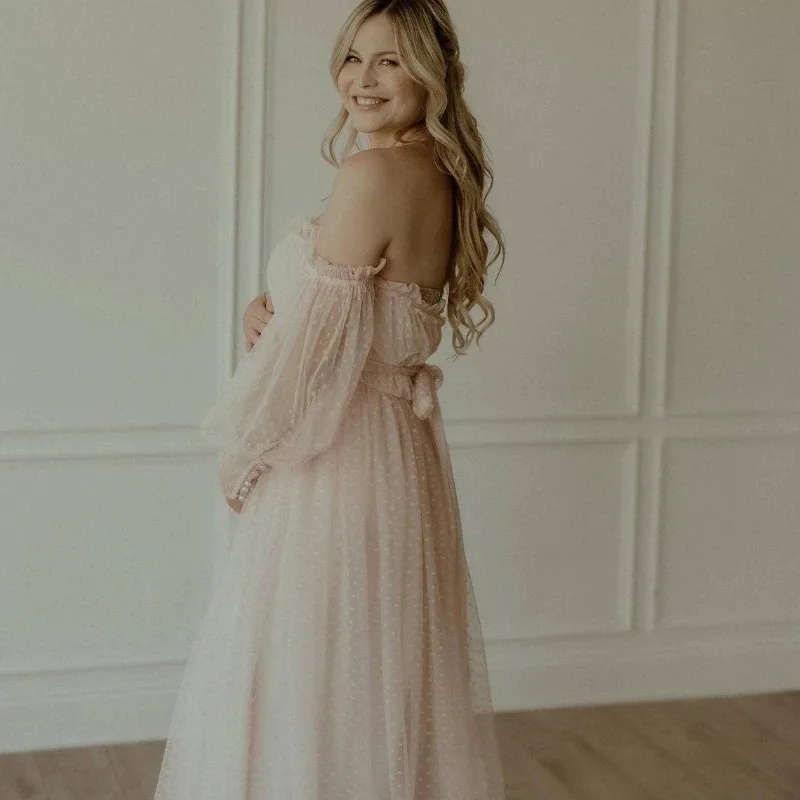 Vestido premamá de tul con lunares y escote corazón para fotos - imagen 2