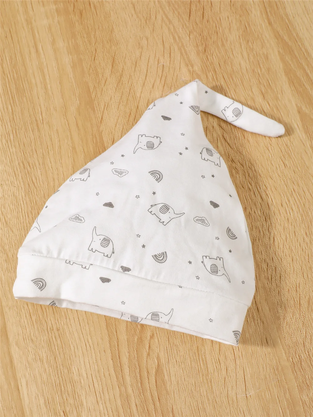 Conjunto bebé elefante para primavera: body, pantalón y gorro - imagen 2