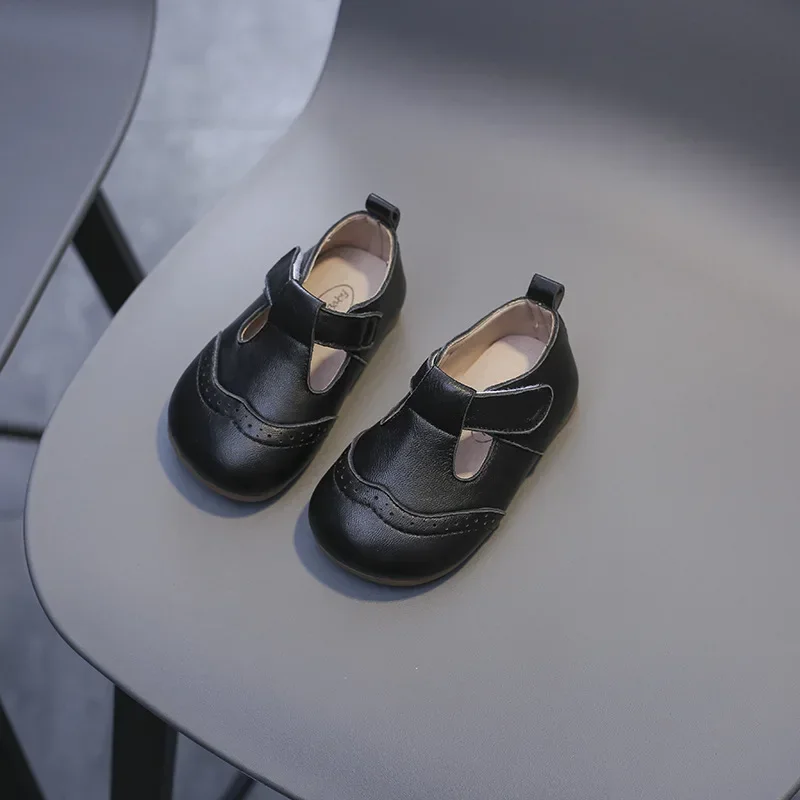Zapatos de piel para niña – Estilo retro princessa para primavera