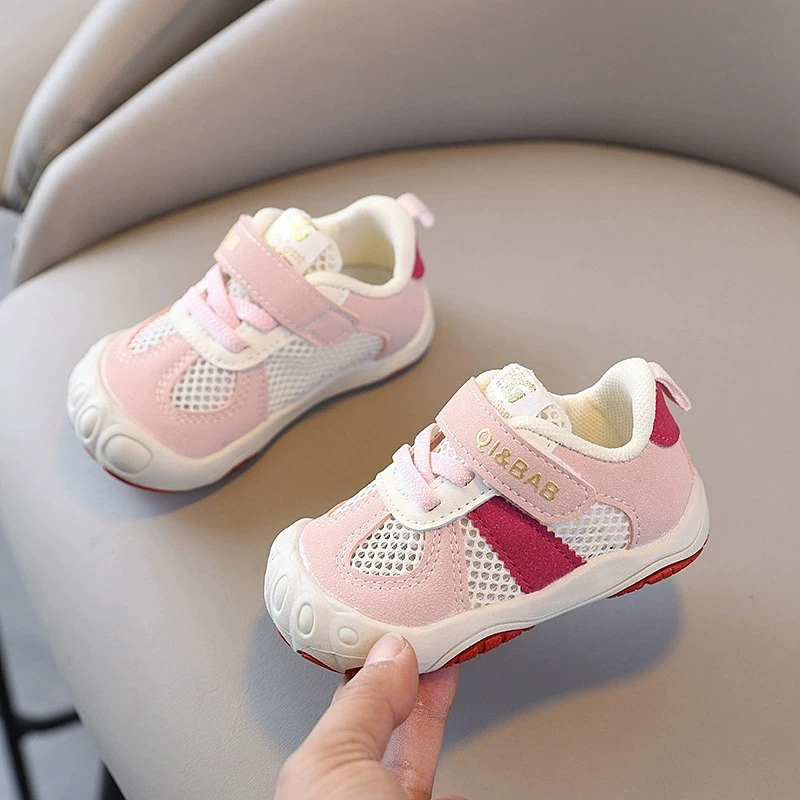 Zapatillas de primeros pasos con suela suave y transpirable