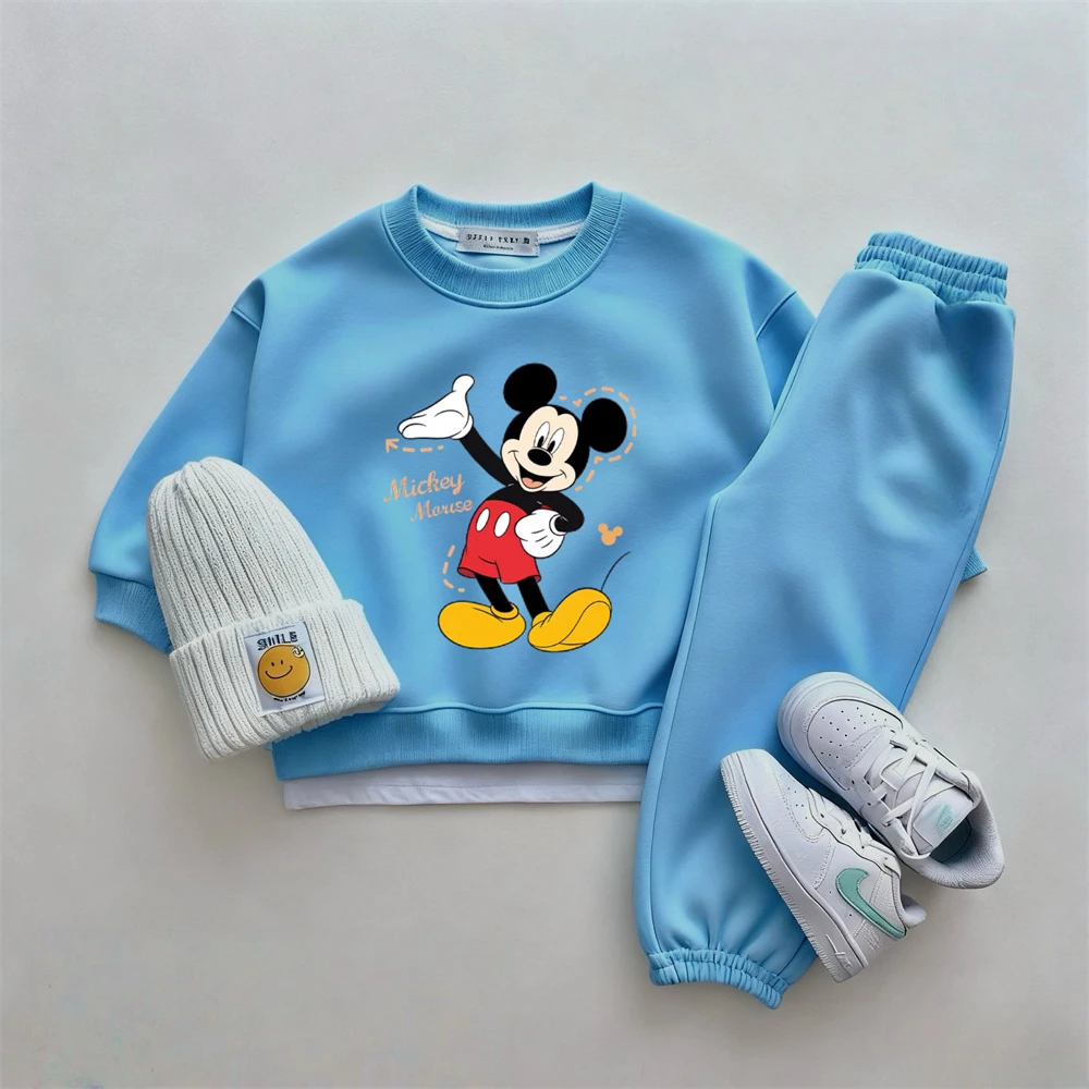 Conjunto bebé azul sudadera con dibujos y pantalón suelto