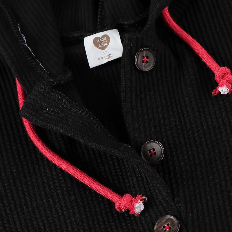 Vestido de verano niña negro con botones y capucha, cordón rojo - imagen 4