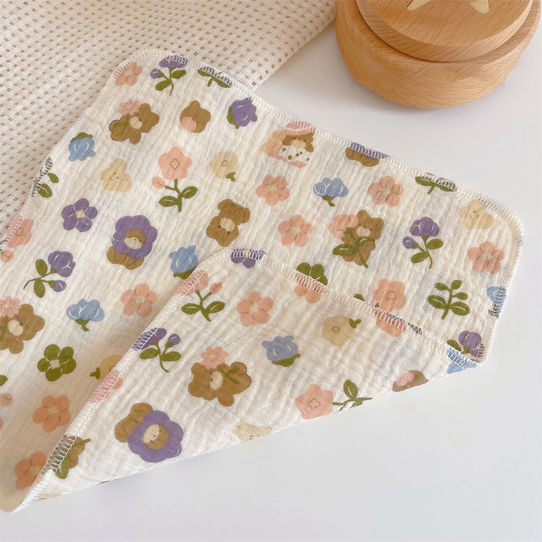 Babero de gasa de algodón suave – Estampado infantil - imagen 2