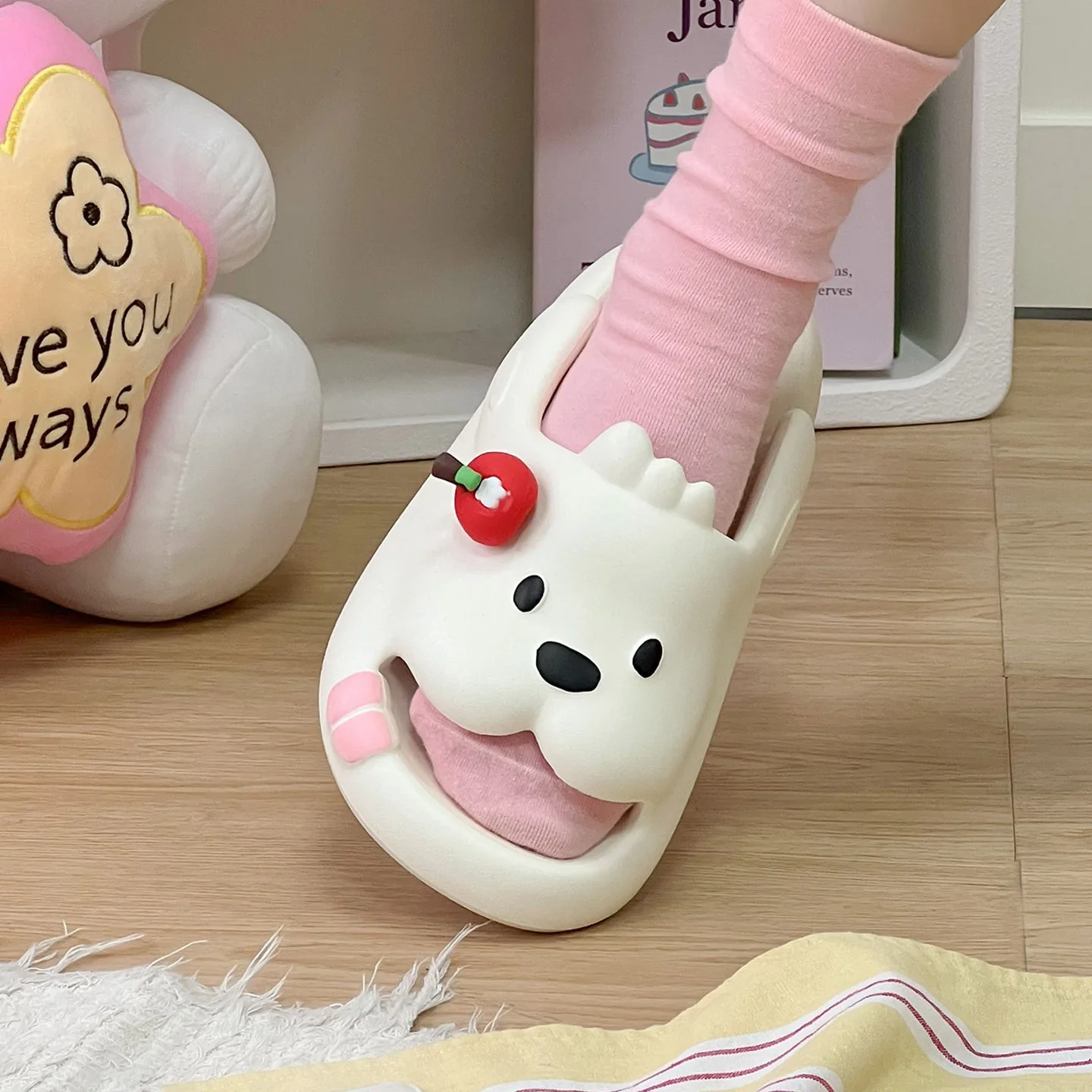 Pantuflas antideslizantes transpirables con oso 3D de frutas - imagen 3