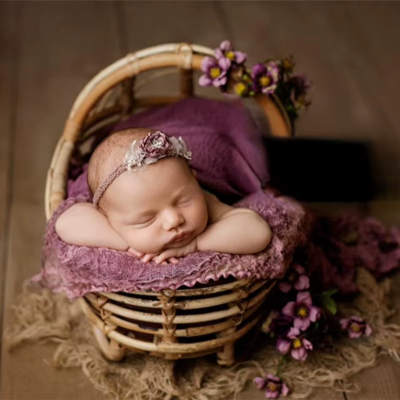 Kit fotográfico para bebé con accesorios y fondo de estudio - imagen 3
