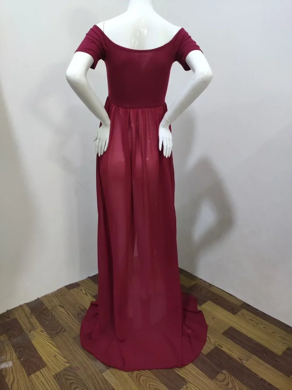 Vestido para sesión de fotos de embarazo con hombros descubiertos - imagen 5