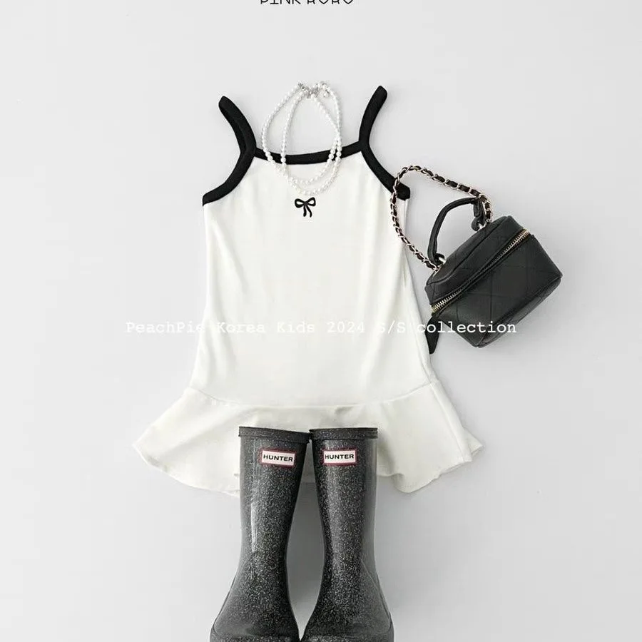 Vestido de verano sin mangas para niña con tirantes y volantes - imagen 5