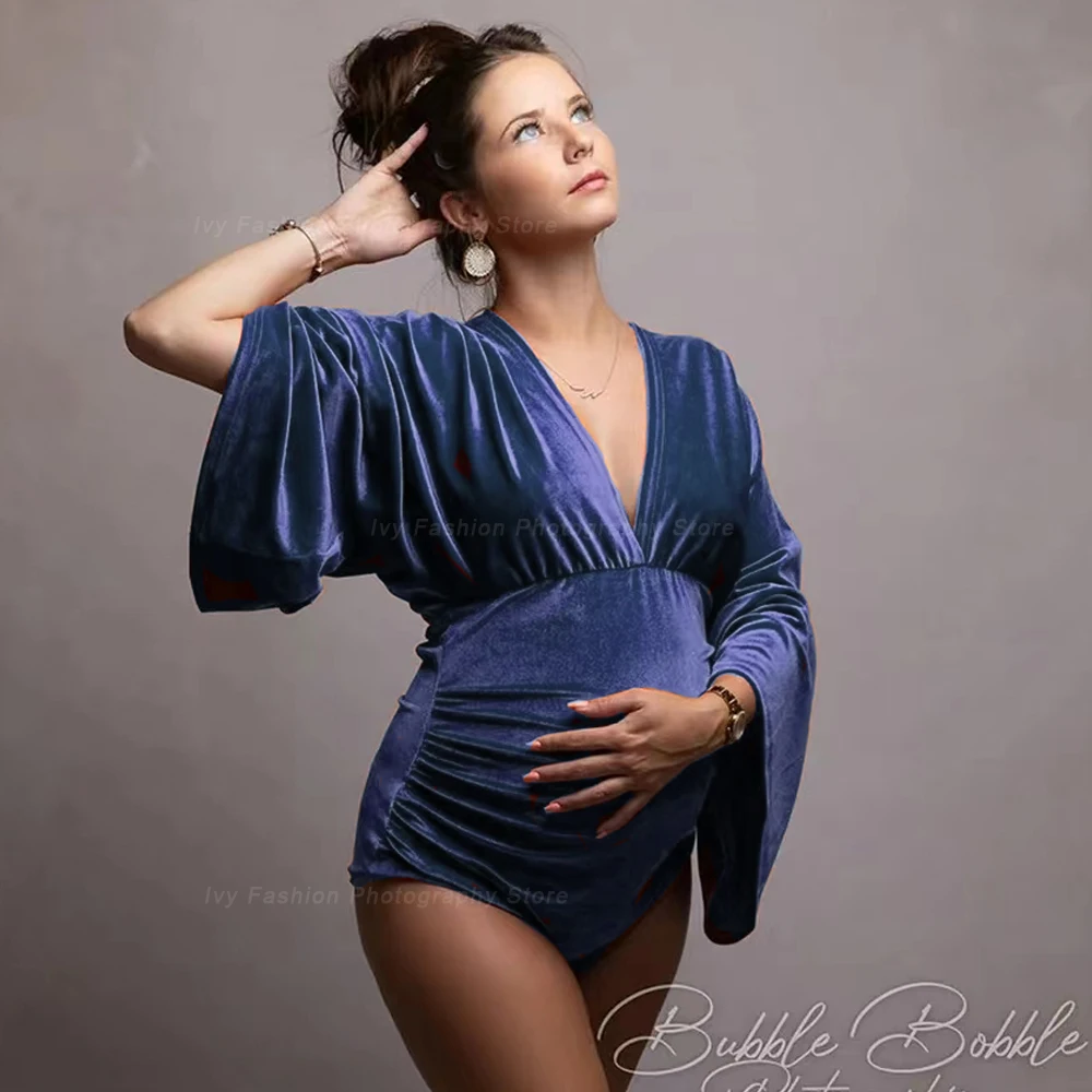 Otro ángulo del vestido de fotografía de maternidad