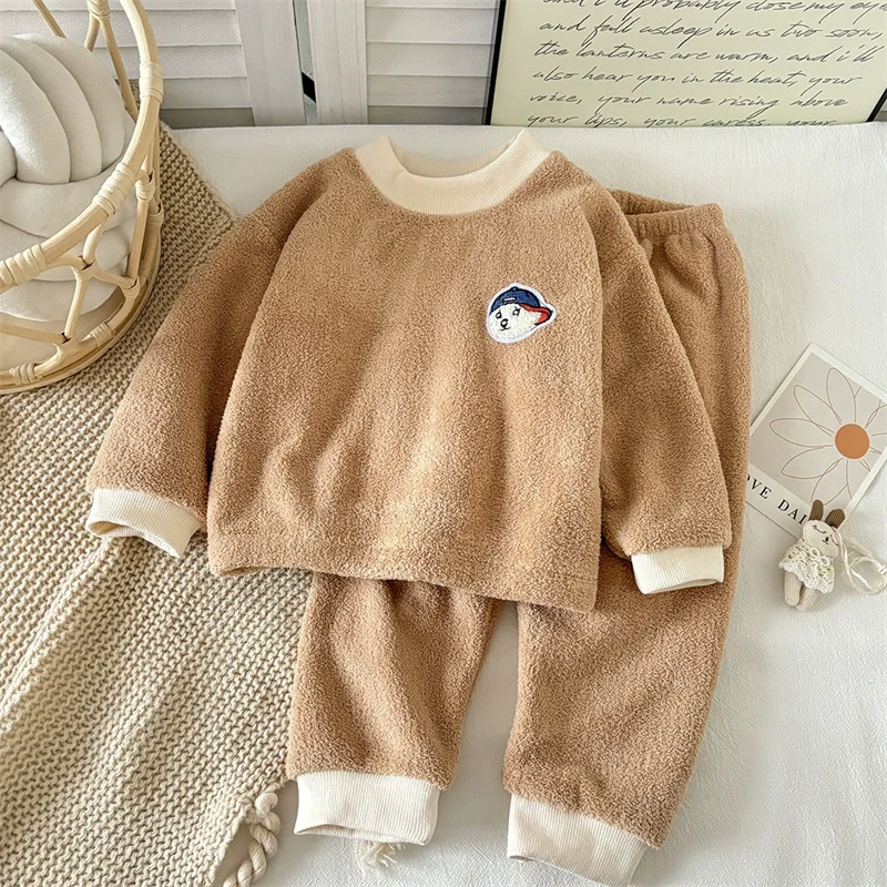 Pijama de invierno cálido de lana para niñas – conjunto - imagen 4
