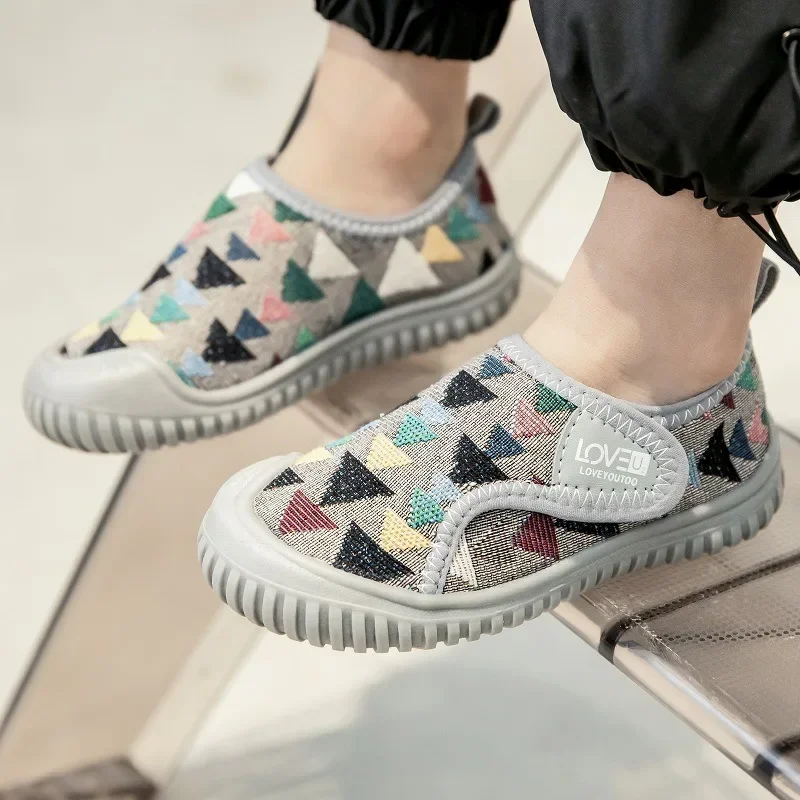 Zapatillas bebé con suela suave - Cómodas para primavera