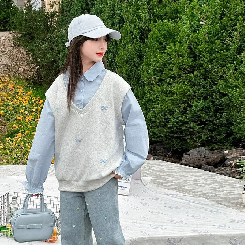 Sudadera con pajarita para niña - vista frontal