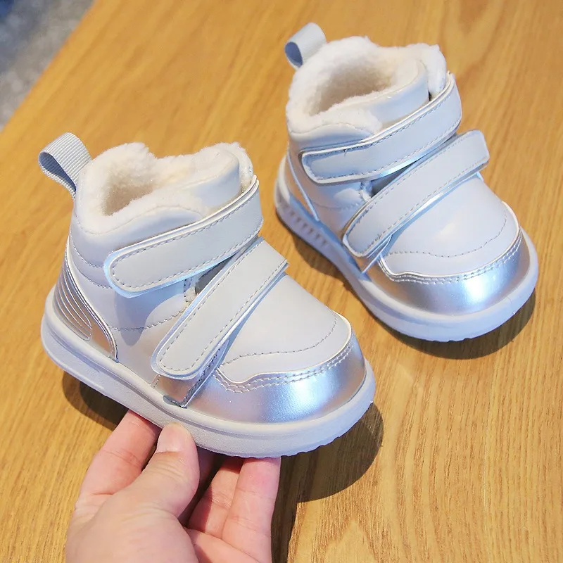Botas de invierno de terciopelo antideslizantes para niño - imagen 5