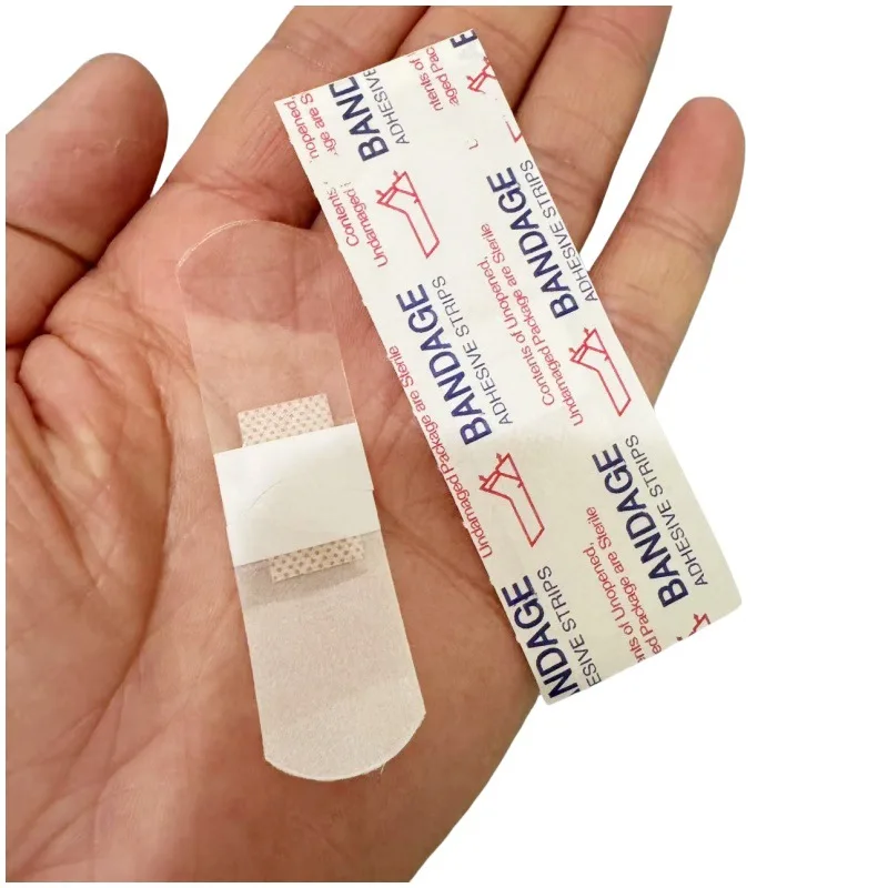 Tiritas con estampado de letras en inglés - pack de 50 unidades
