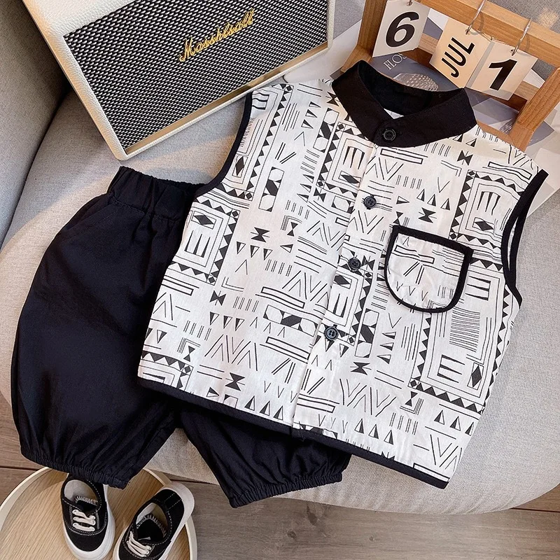 Conjunto de verano para bebé con chaleco y pantalones cortos - imagen 2