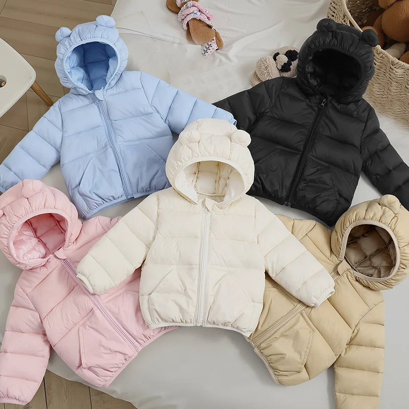 Abrigo con capucha para niño y niña, look informal de abrigo