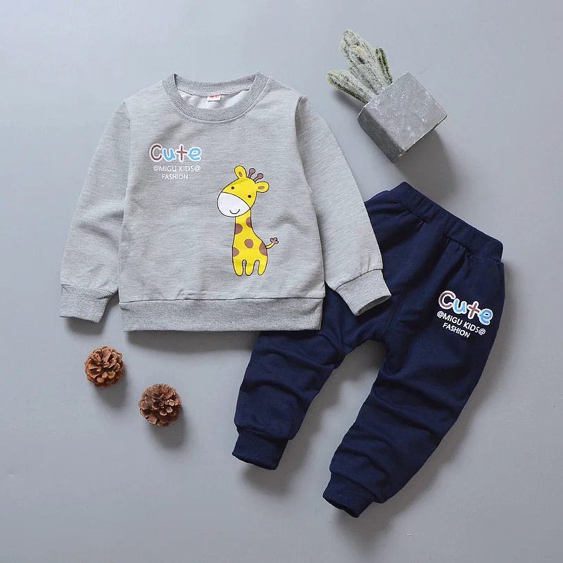 Conjunto infantil primavera y otoño para niños – camiseta y pantalón - imagen 3