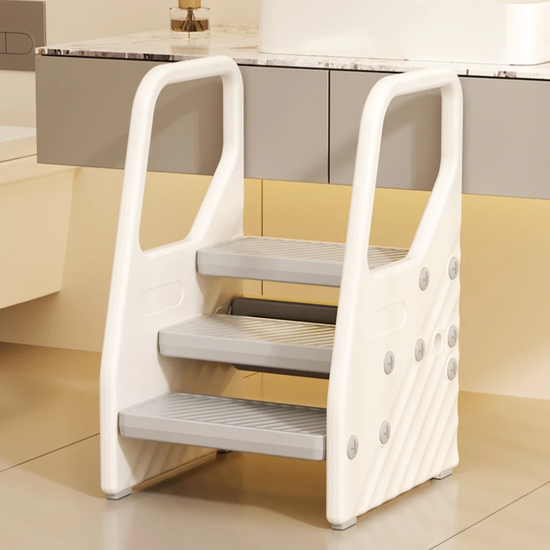 Taburete de baño infantil con base antideslizante y ajustable - imagen 3